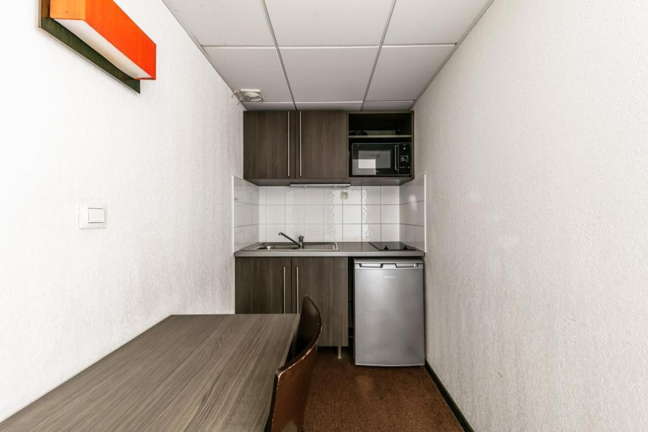 Studio Privatif Dans Hotel Residence Nimes Gare Exterior photo